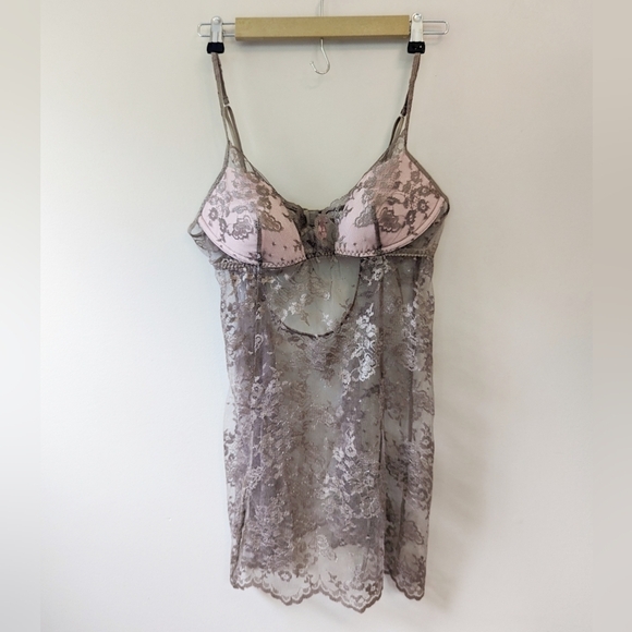 Vintage Y2K Victoria's Secret Sheer Lace Chemise Slip - Picture 2 of 13